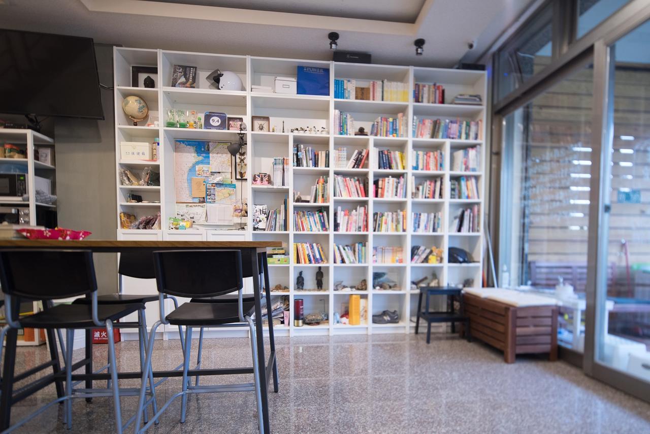 טוצ'נג Dali Yi International Hostel מראה חיצוני תמונה